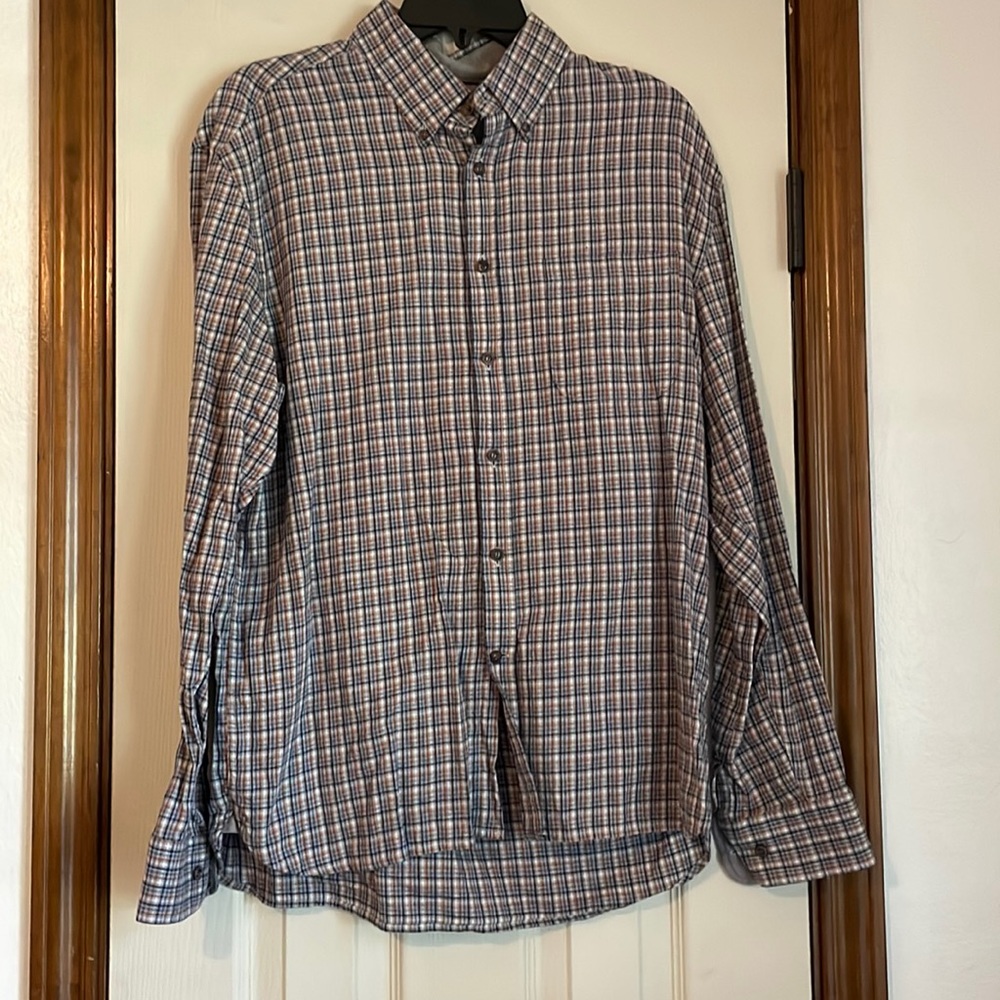Joseph A Bank button up